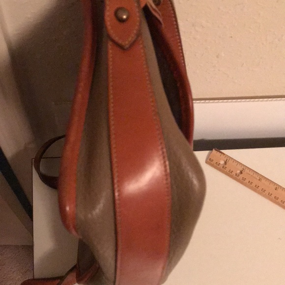 Vintage Dooney and Bourke flap bag - Picture 14 of 16